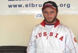 Младший брат чемпиона. Хусей, обладатель золотой медали международного турнира по борьбе на поясах в весе 90 кг, который проводился в г. Москве 17 апреля 2005г. 