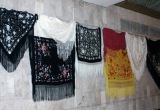 В день праздника в холле концертного зала была представленна выставка шелковых платков
